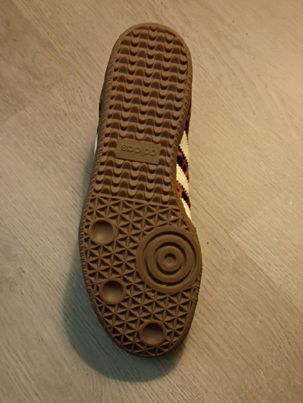 adidas Leopard-Print Gazelle with Orange Laces - Picture 4 of 6
